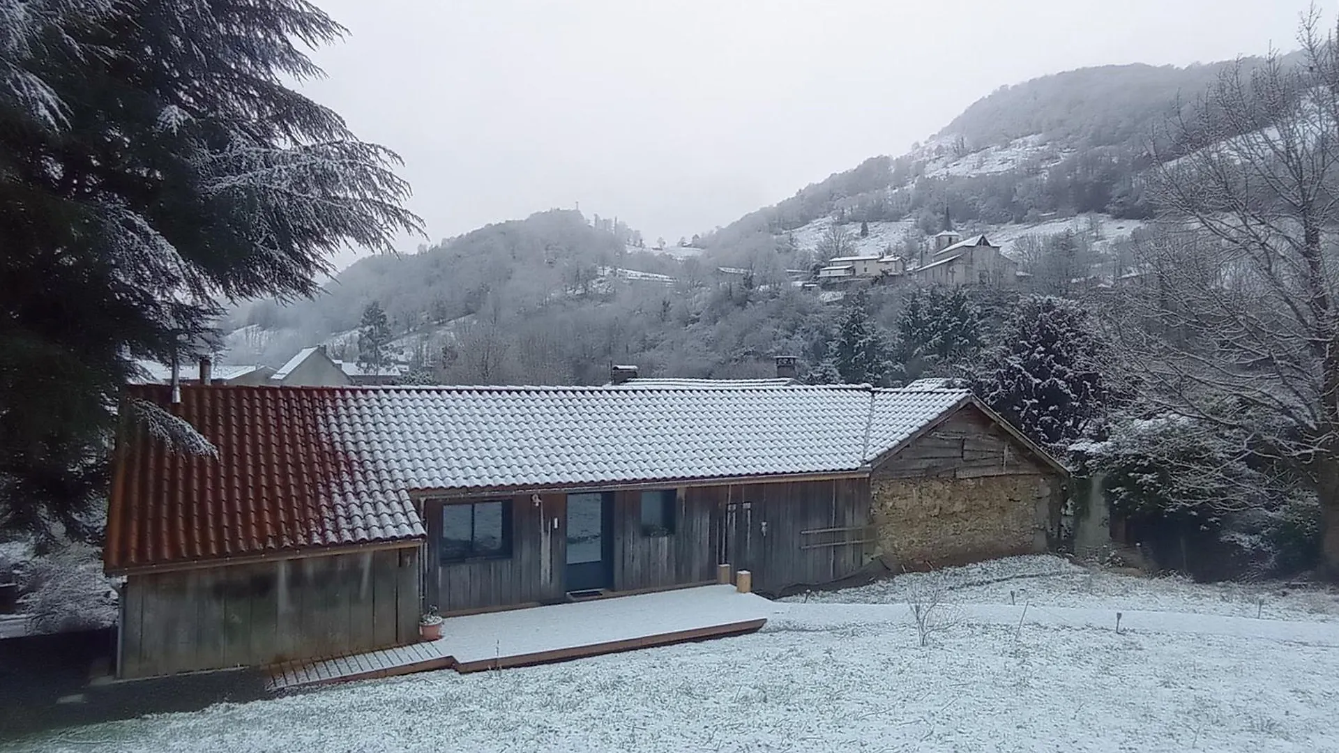 Villa La Grange, Entre Pyrenees Et Andes Seich 0*,